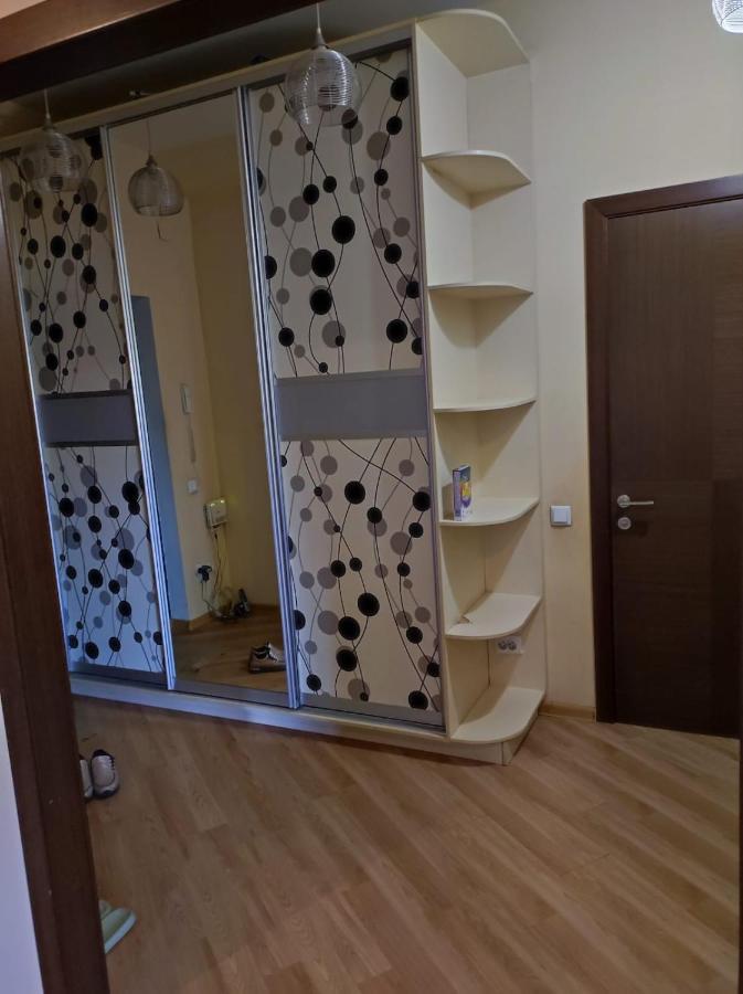 2 Room Flat Almaty Ngoại thất bức ảnh