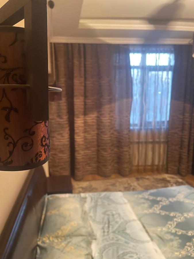 2 Room Flat Almaty Ngoại thất bức ảnh